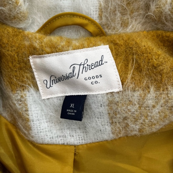 Universal Thread Mustard and Cream Plaid Shacket - Picture 4 of 5